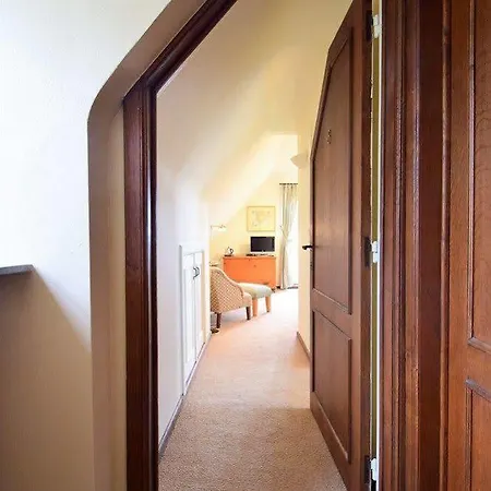 Wilgenhof Hotel 2*